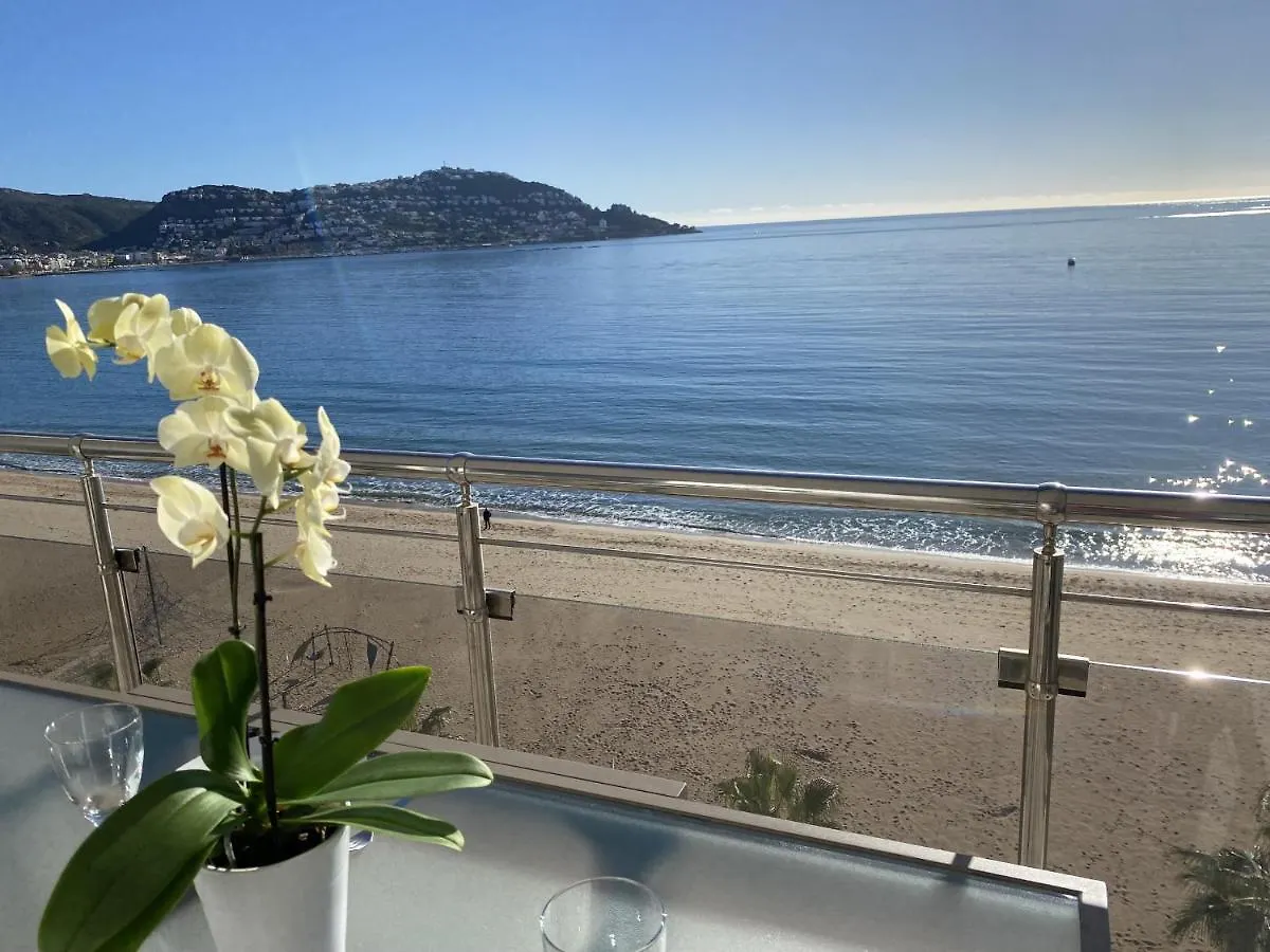 Europa 69 Appartement Roses 0*,